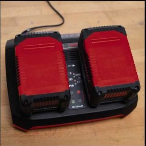 Einhell  Twincharger 2X3,0 Ah Akü Ve Şarj Aleti